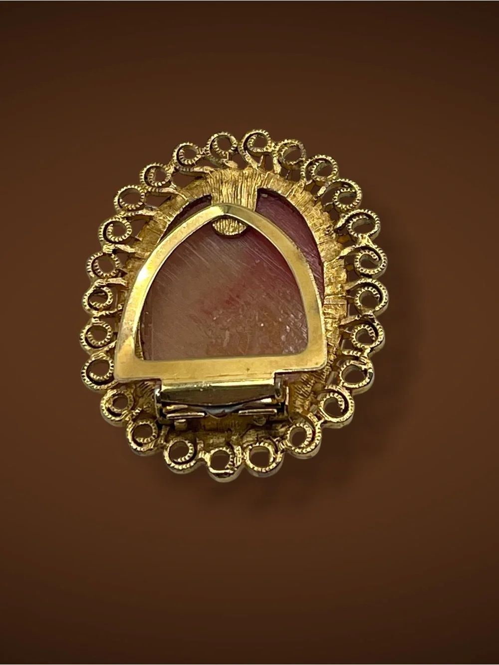 Vintage Gold Tone Ornate Floral Cameo Scarf Clip Brooch Estate Pc